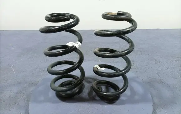 Audi A5 8T 8F Rear coil spring 8w0511115