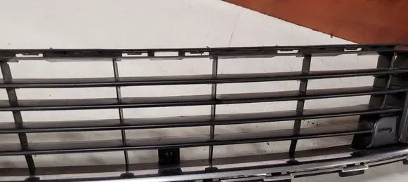 Citroen C5 Front bumper lower grill 9681052677