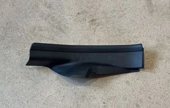 BMW 3 G20 G21 Rear sill trim cover 7446424