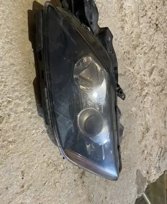Mazda CX-7 Headlight/headlamp