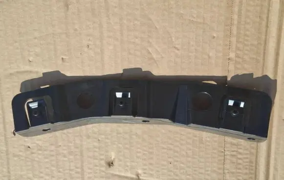 Mazda CX-5 Front bumper mounting bracket KD4550153