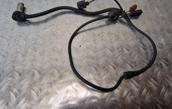 Audi A6 S6 C5 4B ABS brake wheel speed sensor 4B0927803C