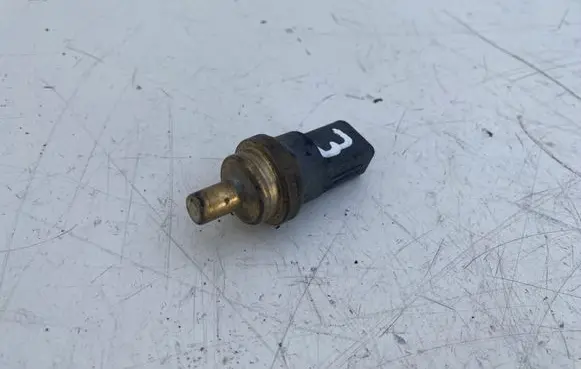 Coolant temperature sensor