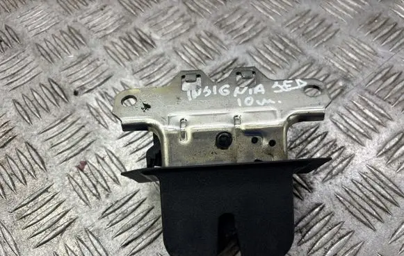 Opel Insignia A Tailgate/trunk/boot lock/catch/latch 13276273