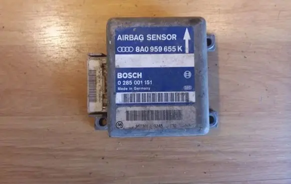 Audi A8 S8 D2 4D Airbag control unit/module 8A0959655K 0285001151