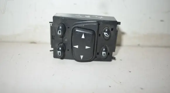 Mercedes-Benz S W220 Wing mirror switch 2208211551