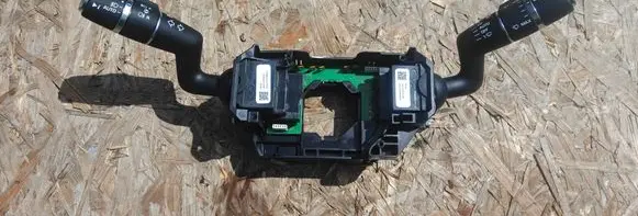 Land Rover Range Rover Velar Wiper turn signal indicator stalk/switch J8A213N064HD