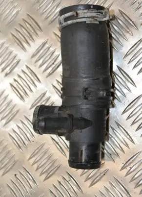 Land Rover Range Rover Sport L320 Engine coolant pipe/hose AH228575AB1