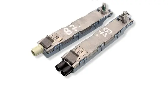 Cupra Born Aerial antenna amplifier 10A035577B 10A035577C
