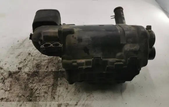 Volkswagen Golf V Supercharger 03C103502
