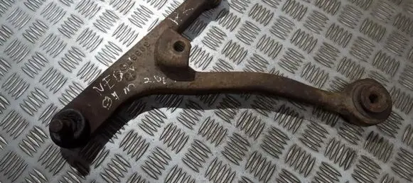 Chrysler Neon I Front lower control arm/wishbone 4826331