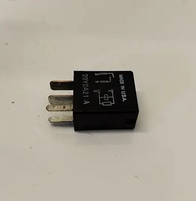 Ford Fiesta Other relay 8T2T14B4192AA