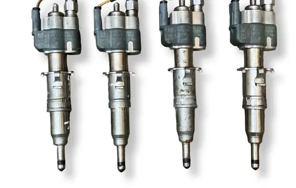 BMW 3 E90 E91 Fuel injector 13537589048 7589048