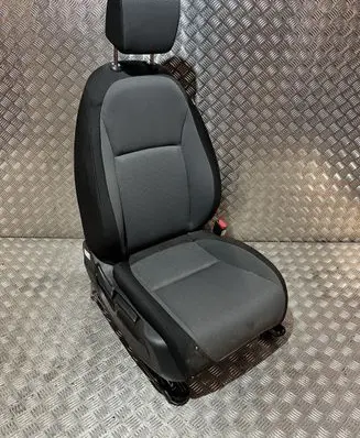 Honda Jazz IV GR Crosstar Front passenger seat DG22787