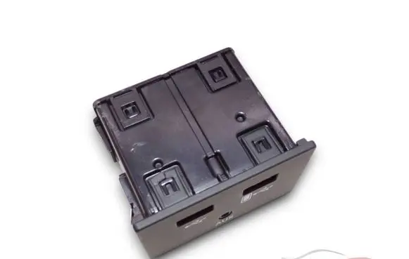 Audi A6 S6 C7 4G AUX in-socket connector 4G0035736