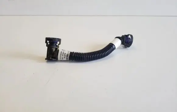 Land Rover Evoque II Air intake hose/pipe K8D210C820BB