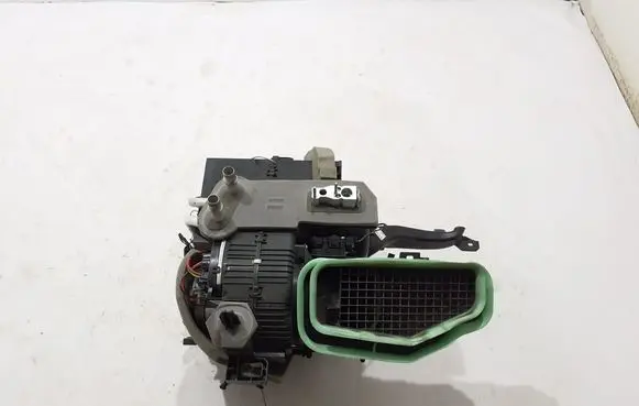 Peugeot 308 Interior heater climate box assembly 9833951480