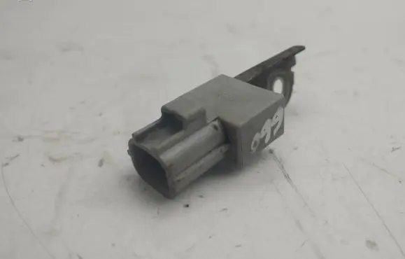 Lexus GS 300 350 430 450H Sensor 9098004190