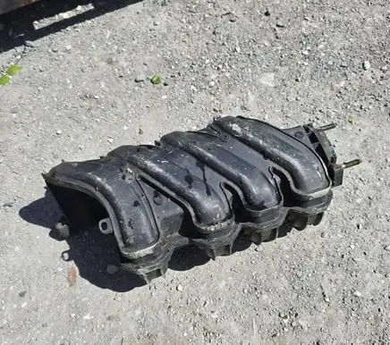 Toyota Yaris Verso Intake manifold 1712021010