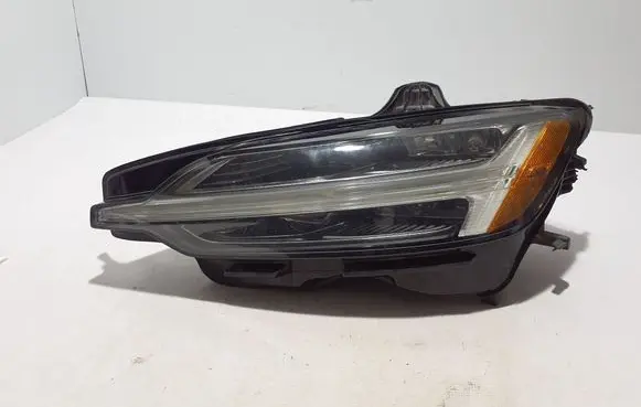 Volvo S60 Headlight/headlamp 32228876