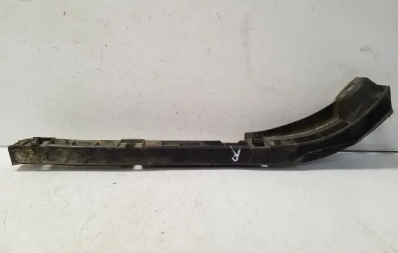 Volkswagen PASSAT B4 Front bumper mounting bracket 3A0807184A