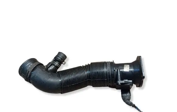 Audi A4 S4 B5 8D Mass air flow meter 06A906461B AFH6010C 30998