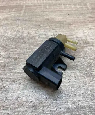 Volkswagen PASSAT B6 Turbo solenoid valve 1K0906627A