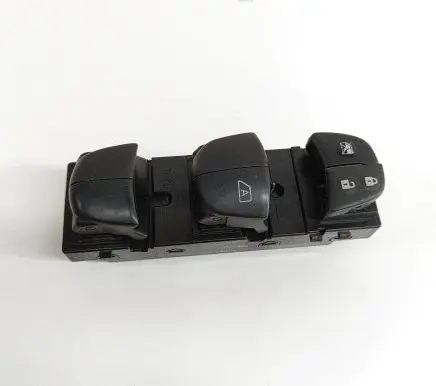 Nissan Pulsar Electric window control switch 254013ZP1A
