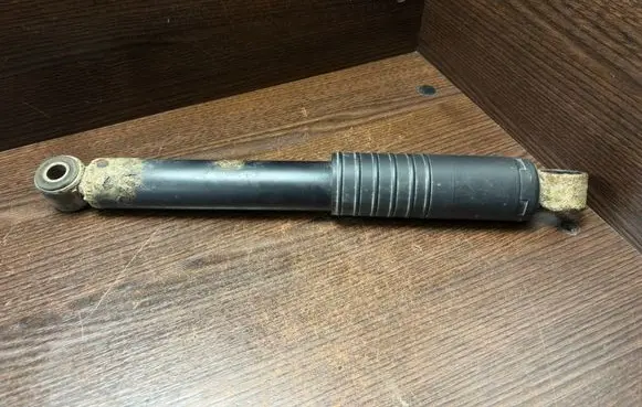 Iveco Daily 4th gen Front shock absorber/damper 504088409
