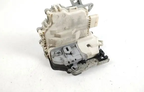 Audi A5 Sportback 8TA Front door lock 8J1837016C