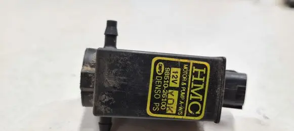 Hyundai Santa Fe Windscreen/windshield washer pump 9851026100