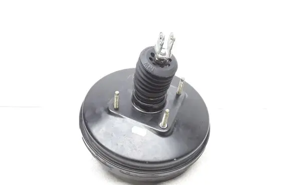 Toyota Corolla E120 E130 Brake booster 