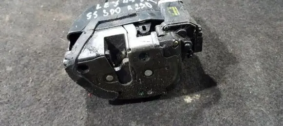 Lexus GS 300 400 430 Rear door lock 1823007270 182300-7270