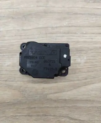 Volvo XC90 Air flap motor/actuator 8623354 090826 E24253
