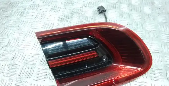 Porsche Macan (95B) Tailgate rear/tail lights 95B945093G