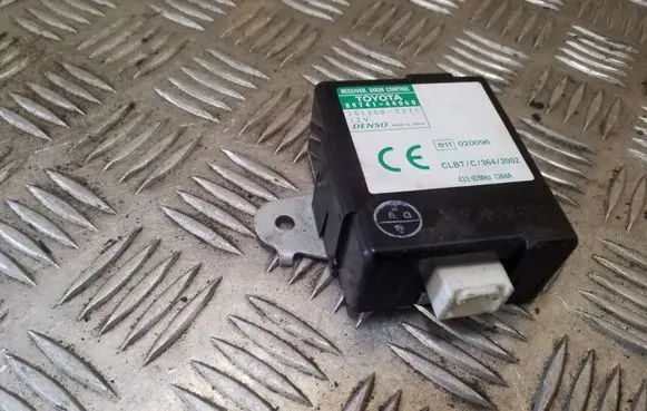 Toyota Avensis Verso Door control unit/module 8974144060 1513007221