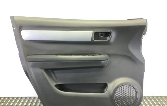 Suzuki Swift I Front door card panel trim