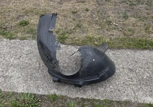 Volvo XC40 Front wheel arch liner splash guards 32260180 32241406 32462487