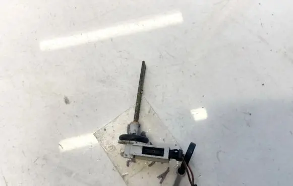 Volkswagen Touran I Interior temperature sensor 4B0820539 2405060443