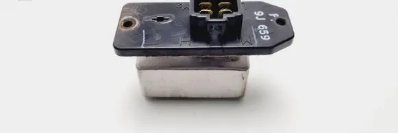 Dodge RAM 1500 DR Heater blower motor/fan resistor