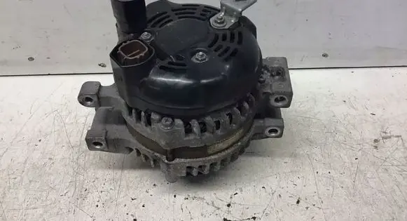 Honda Civic Generator/alternator 1042104860