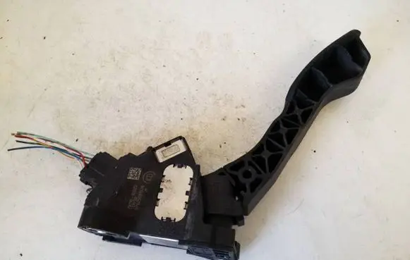 Toyota Verso Accelerator throttle pedal 7811002022
