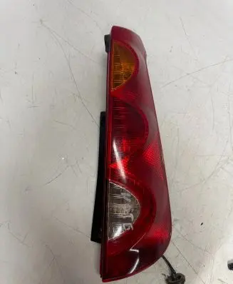 Nissan Note (E11) Rear/tail lights 12V215W