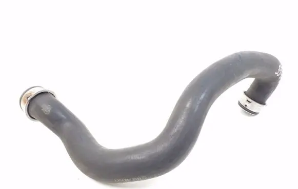 Mercedes-Benz CLS C218 X218 Engine coolant pipe/hose A2045012982
