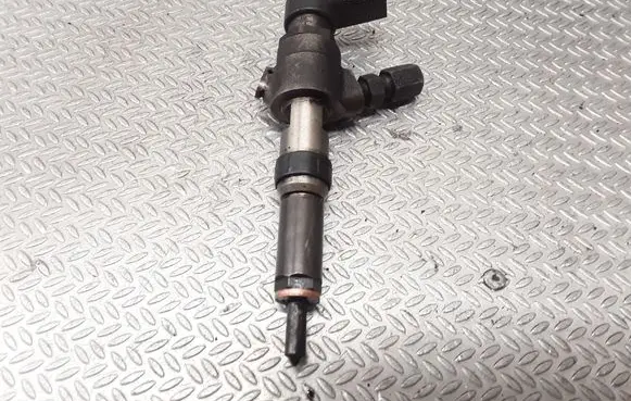 Mazda 2 Fuel injector 9649574480