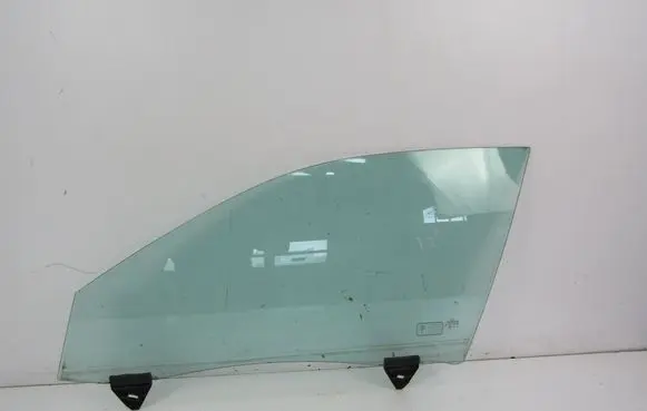 Audi A4 S4 B6 8E 8H Front door window glass four-door 
