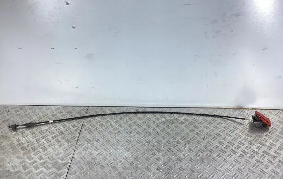 Engine bonnet/hood lock release cable