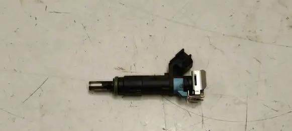 Ford Kuga III Fuel injector HX7G9F593CA