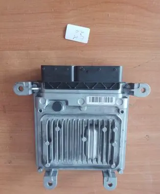 Mercedes-Benz E W212 Engine control unit/module A6519009102 A6519010602 28432463