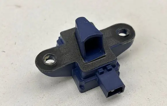 Chrysler Pacifica Airbag deployment crash/impact sensor 53328368 68245077AA 5WK66090